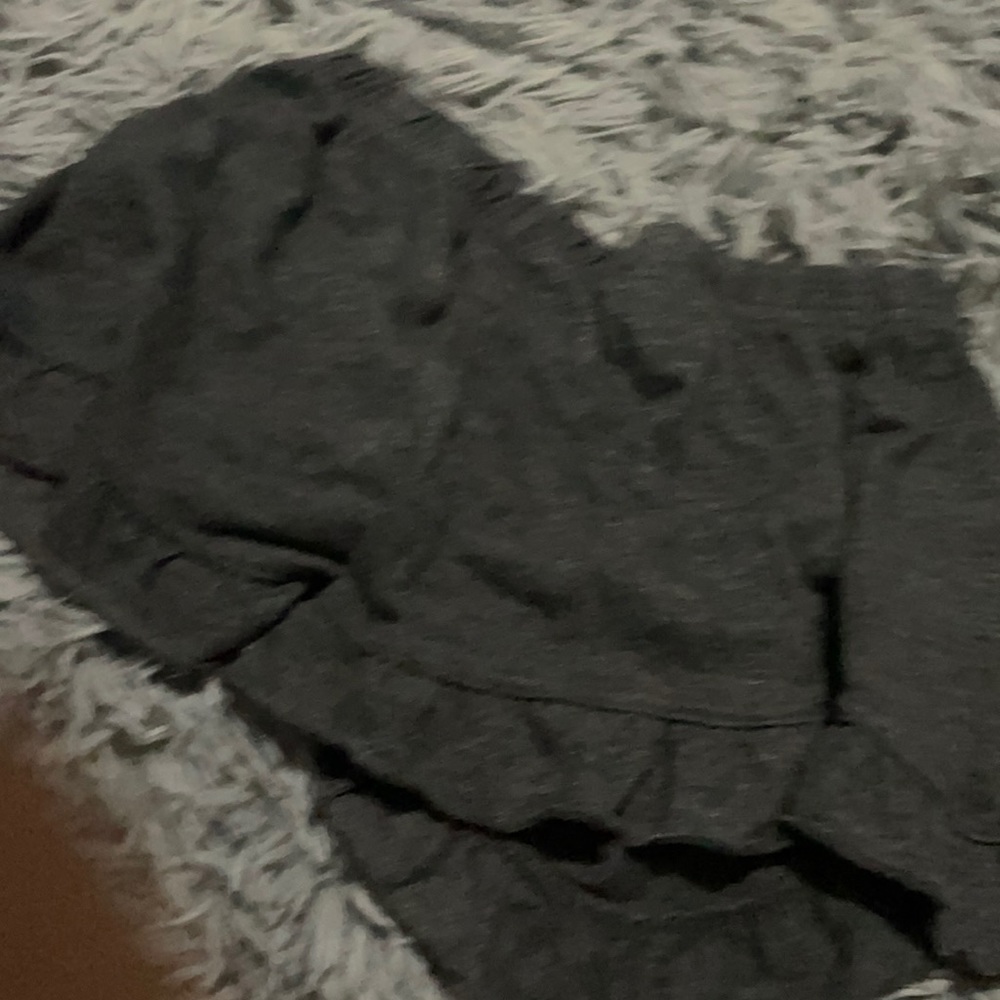 Grey shorts